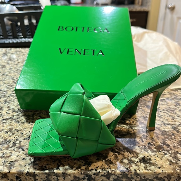 🔥🔥Authentic Bottega Veneta shoes🔥🔥women 10.5 3’inch heel “New with 🏷️” - Picture 4 of 13